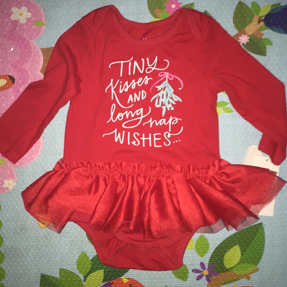 Cat & jack tiny kisses onesie